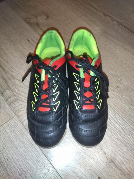 Chlapčenské halovky, 32