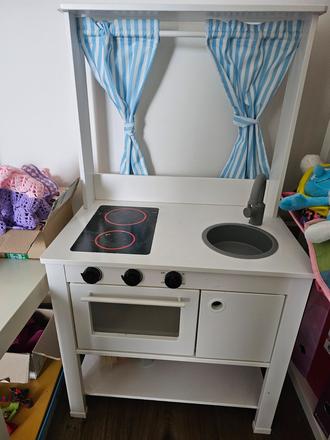 Kuchynka ikea spisig,