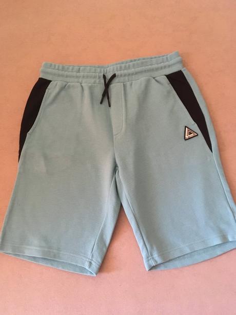 Kraťasky 158/164, chapter young,158