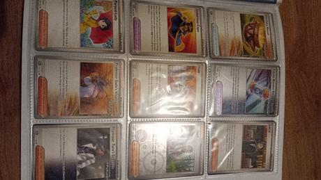 Predám albumu z pokemon kartami, 