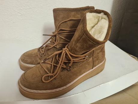 Krasne clenkove cizmy, 39