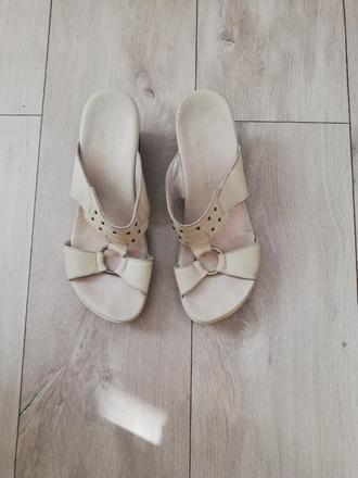 Dámske šľapky, 38