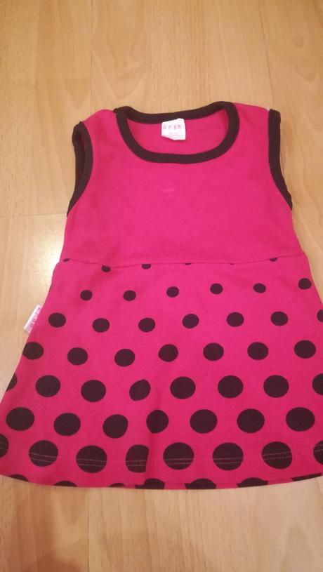 Dievčenské saty, 80