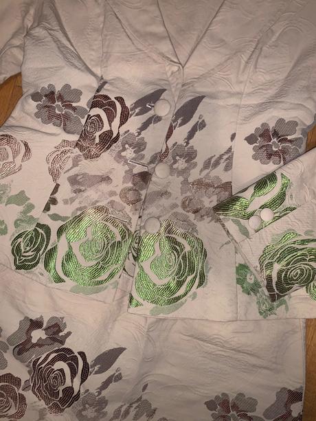 Kremovy sukňový kostym, m