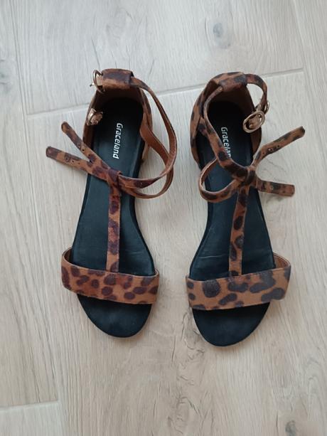 Sandálky so zvieracím motívom, graceland,37