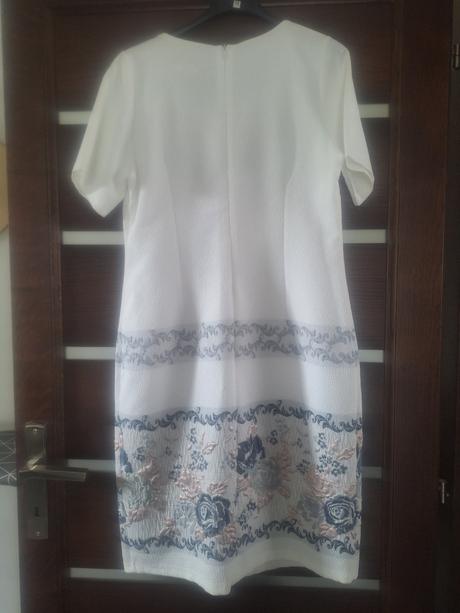 Prilezotostne šaty, 42