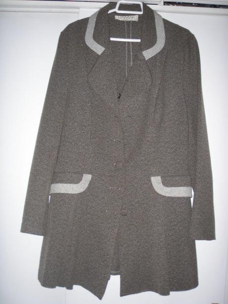 Dámsky kostým, 170