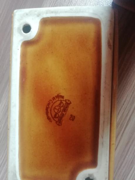 Váza s popolníkom, 