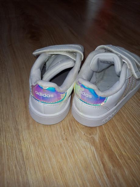 Sneakersy  biele adidas 25, adidas,25