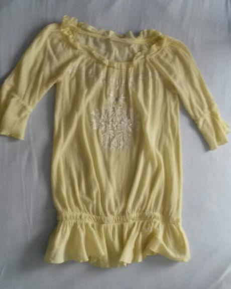 Lahucka letna bluzka, stradivarius,m