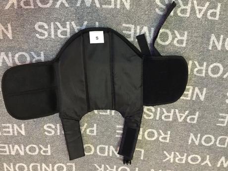 Pes - plavecka vesta s, 