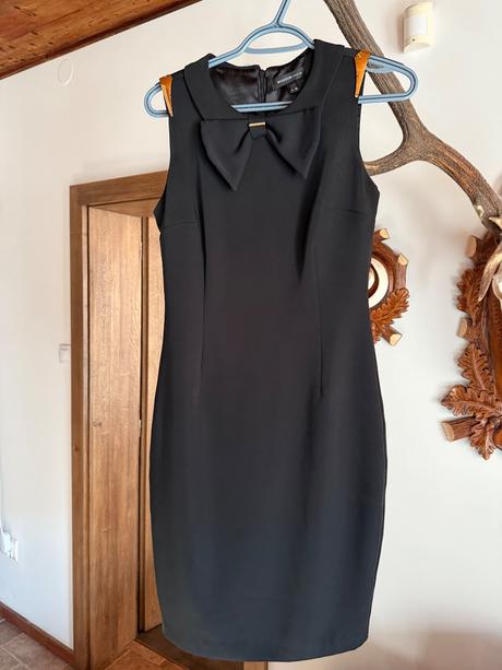 Luxusne mini saty, 36