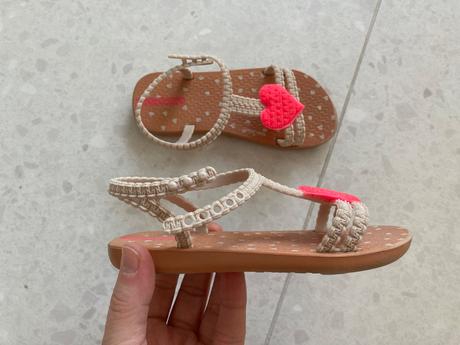 Voňavé sandálky ipanema, 25