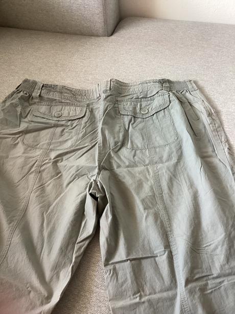 Krásne nohavice s výšivkou, 52