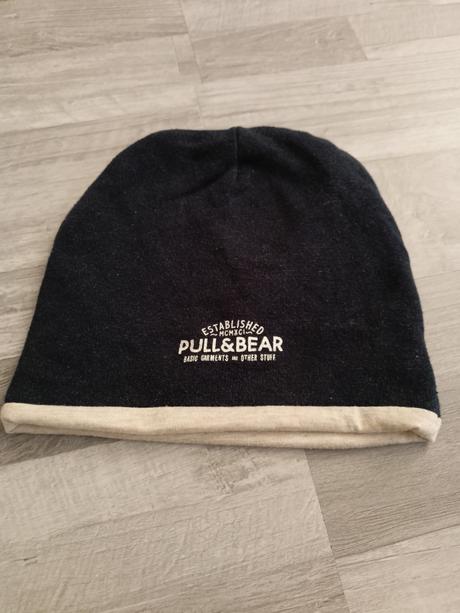 Prechodná čiapka, pull&bear,48