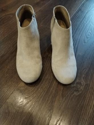 Predám topánky, 37