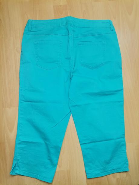 Dámske trištvrťáky č. 40, 40