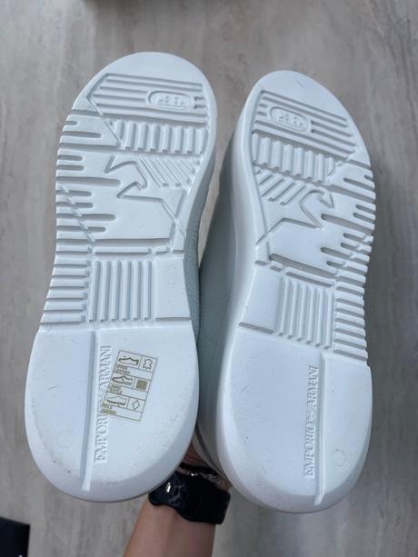 Emporio armani nove kožené tenisky, armani,39