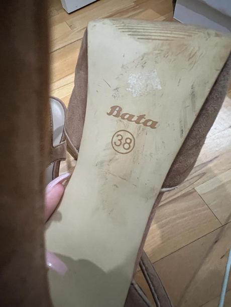 Hnedé sandálky, baťa,38