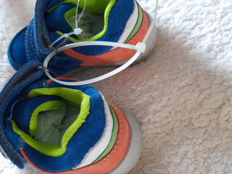 Tenisky botasky topánky, protetika,23