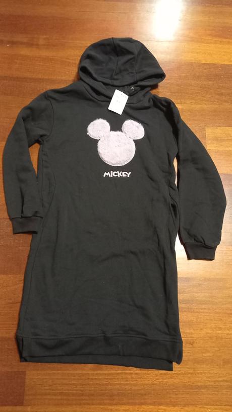 Nové šaty disney, reserved,164