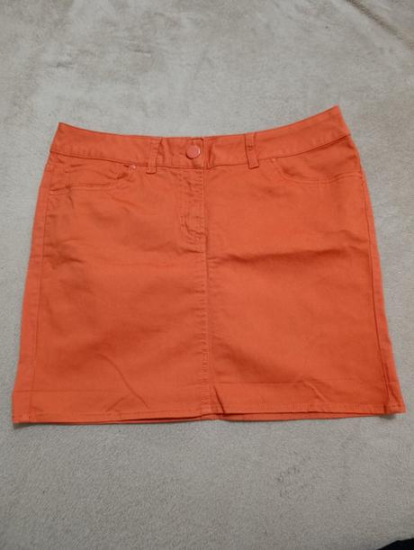 Sukňa, colours of the world,42