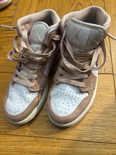 Dievcenske jordany, air jordan,35