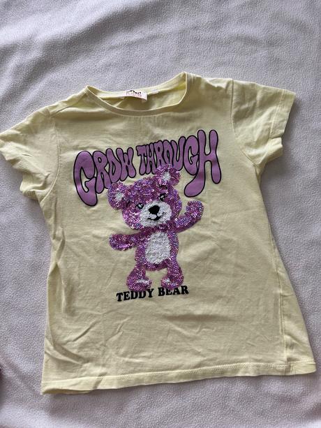 Bledožlte tričko s mackom, 110