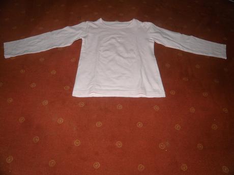 Dievčenské tričko, 104