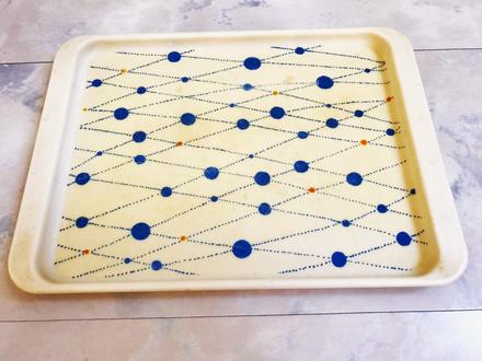 Plastová stará tácka, 