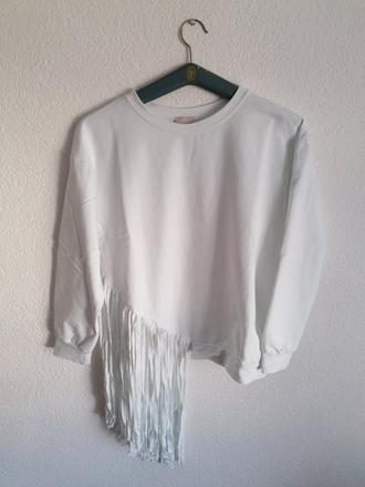 Mikina so strapcami, 