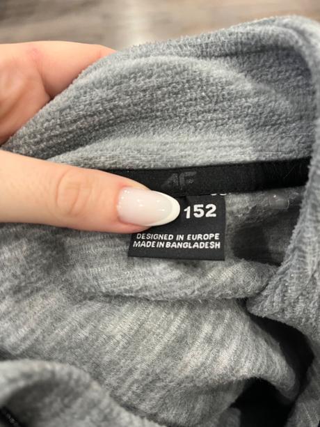 Flisova bundička, 152