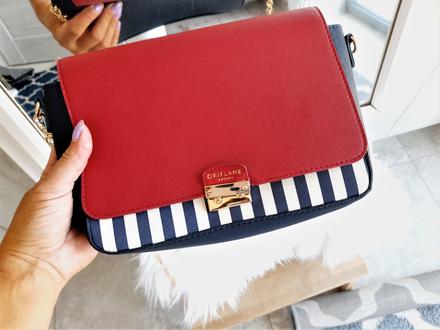 Kabelka so zlatou retiazkou, 