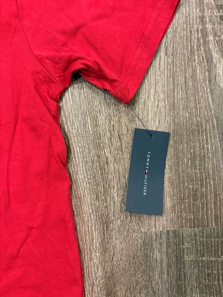 Tommy hilfiger chlapcenske tričko na 14-16 rokov, tommy hilfiger,164