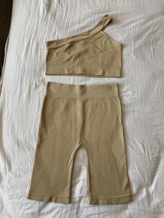 Športový set, s