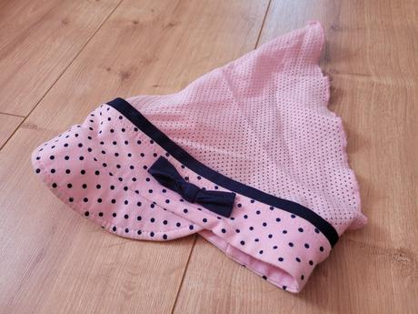 Lahucka šatka na leto, 86