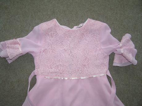 Krásne šaty na karneval alebo oslavu, 116