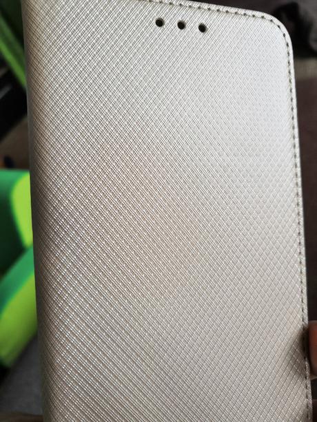 Puzdro, kryt, obal na mobil zlaty, 