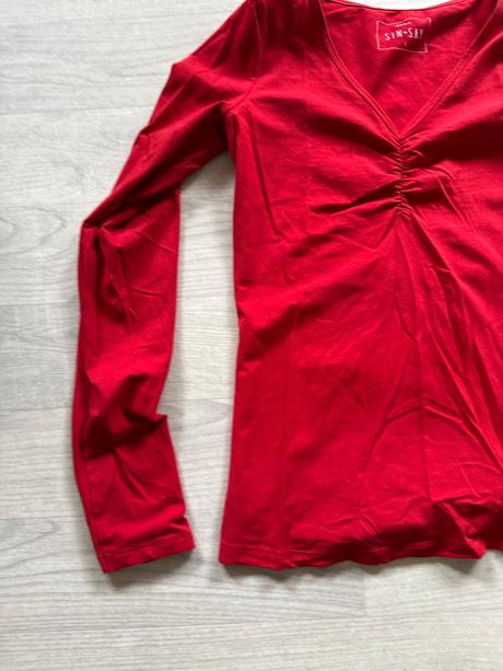 Červene triko, sinsay,s