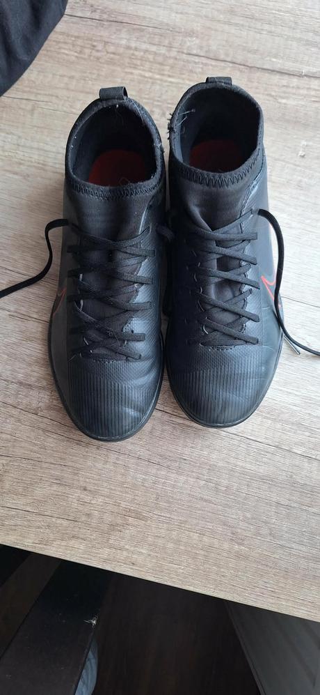 Tenisky chlapčenské, nike,35