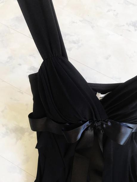 Spoločenské šaty na ramienka, s