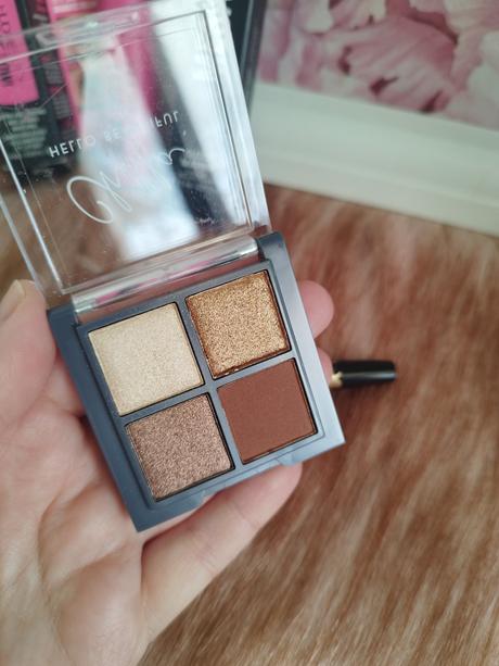 Balíček dekoratívnej kozmetiky, 