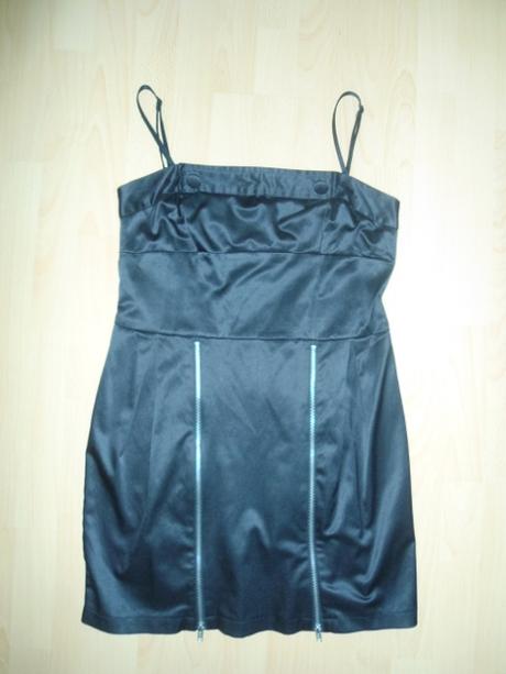 Čierne šaty so zipsami, l