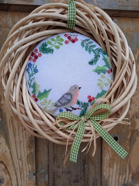 Vyšívaný venček "vtáčik", 