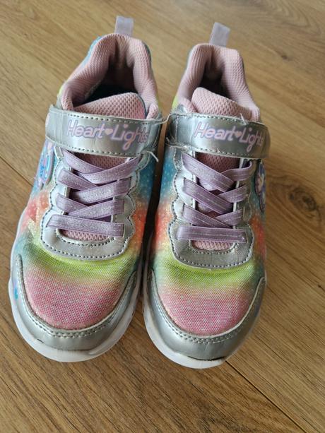 Skechers 32, skechers,32