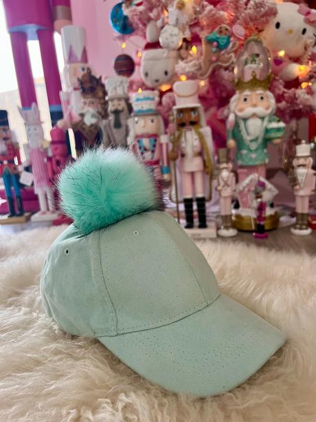 Mentolová šiltovka s gongolcom, 