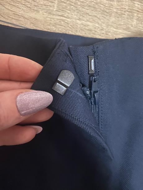 Elegantne nohavice zara, l