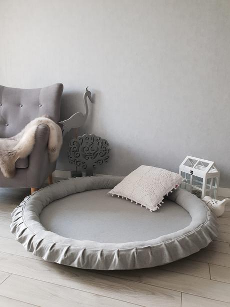 Ingvart veľké hniezdo, šírka (cm): 110,dĺžka (cm): 120