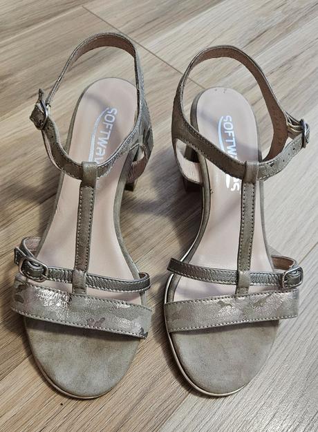 Sandálky, deichmann,38