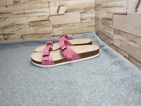 Jasný 43 - celokožené ružové sandále, 43